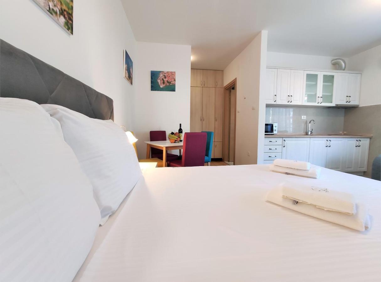 Kala Rooms & Suites 부드바 외부 사진