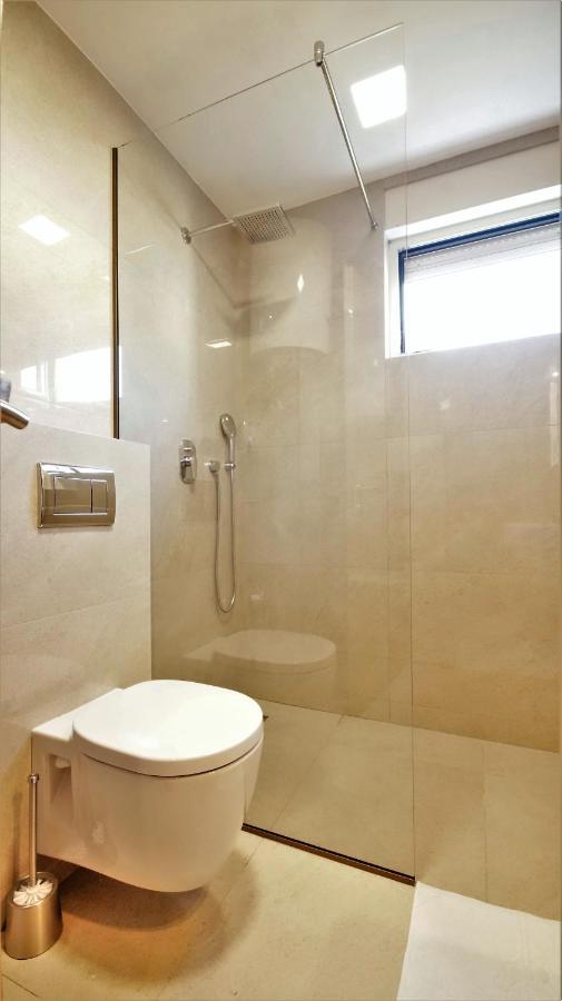 Kala Rooms & Suites 부드바 외부 사진