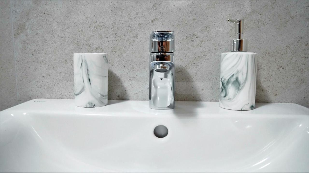 Kala Rooms & Suites 부드바 외부 사진