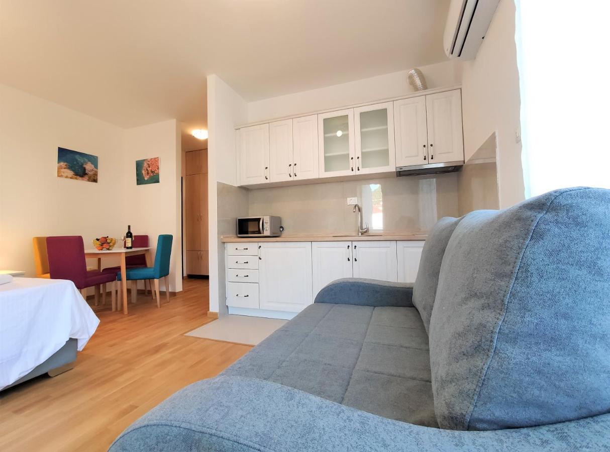 Kala Rooms & Suites 부드바 외부 사진